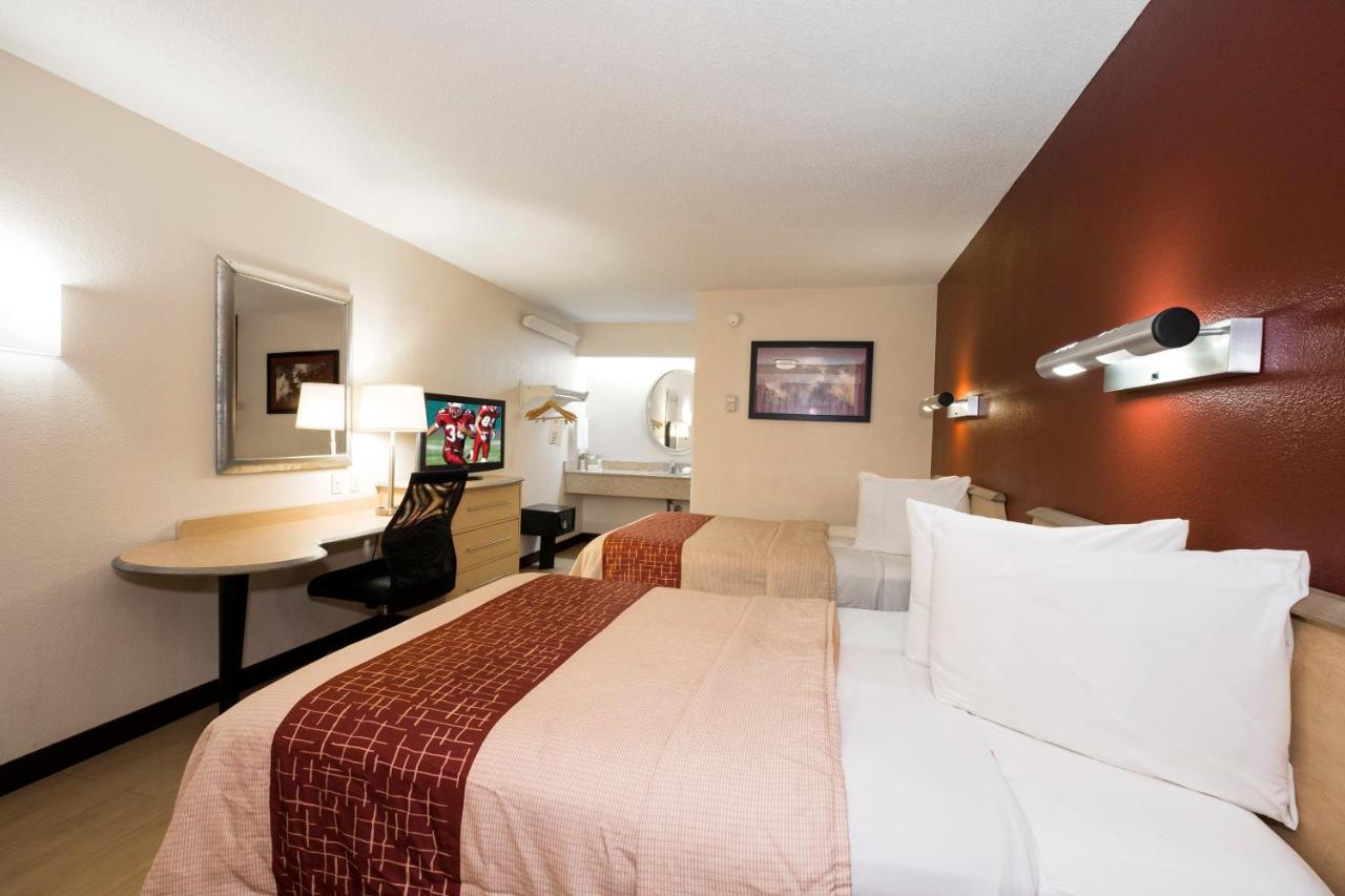 Red Roof Inn Cincinnati Northeast - Blue Ash Zewnętrze zdjęcie